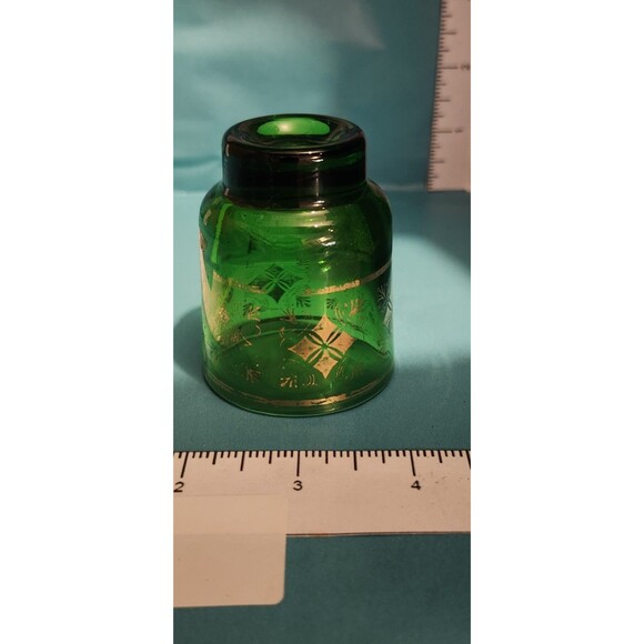 2 Mid-Century Green Glass Shot Glasses – Gold Design Vintage Barware - Picture 8 of 12